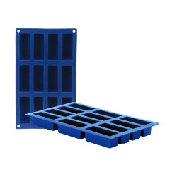 MOLDES 12 CAVIDADES CAKES BLUEBERRY 7.9X2.9X3 CM 6 UNIDADES DE IBILI 870039