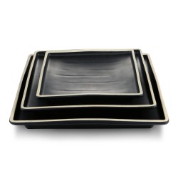Bandeja cuadrada de melamina "Terracota oscura". Dimensiones: 24,5 cm, altura 3 cm. PUJADAS P22750 (1 unidad)