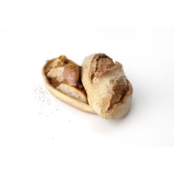 Bandeja aspecto bocadillo fabricada en cerámica ideal para presentaciónes. Dimensiones: 20x9x5 cm. 100% CHEF 220/3011 (1 unidad)