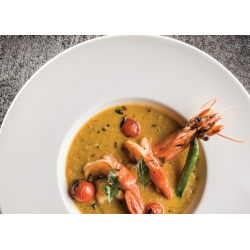 Doce platos llanos de Ø27 cm de porcelana bone china de alta calidad.