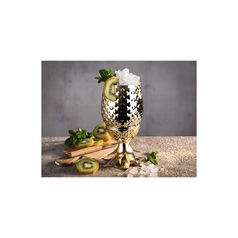  Copa de piña: la última tendencia en bares para amantes de cócteles.