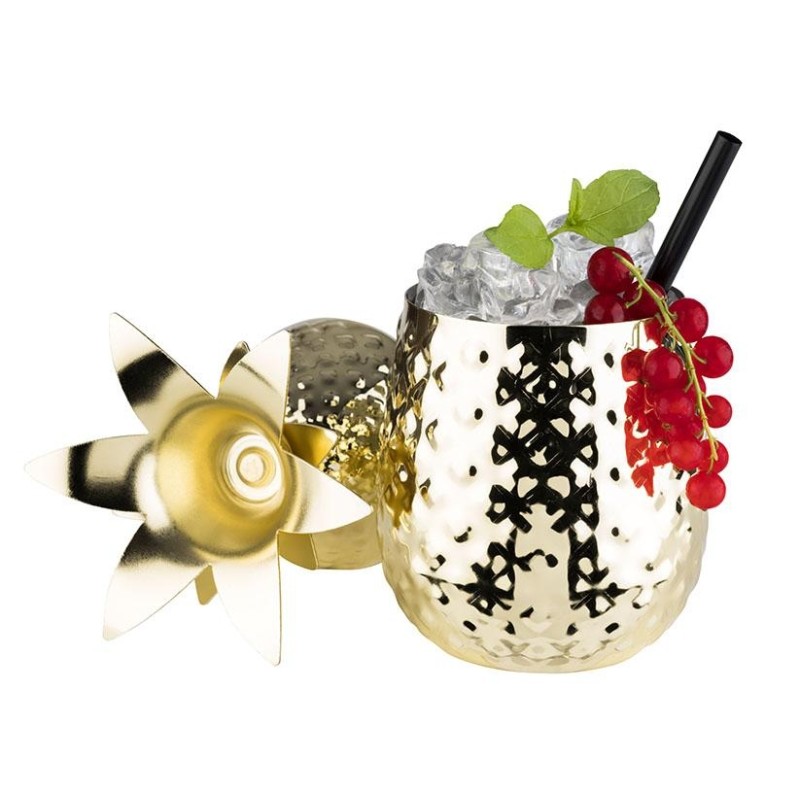  Copa de piña: la última tendencia en bares para amantes de cócteles.