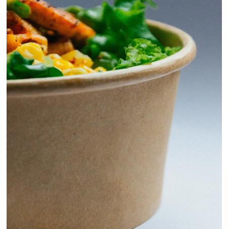 Ensaladera de cartón kraft con tapa 500 ml: Sostenibilidad y estilo.