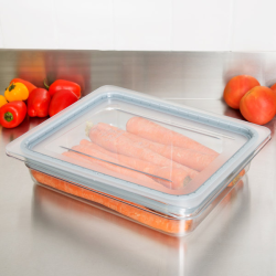 Cubeta GN 1/2 de policarbonato transparente 26.5x32.5x6,5cm. Capacidad 3.9 L
