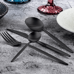 Cuchara de Postre Emma Negro Mate 17.4 cm - Diseño Moderno y Elegante