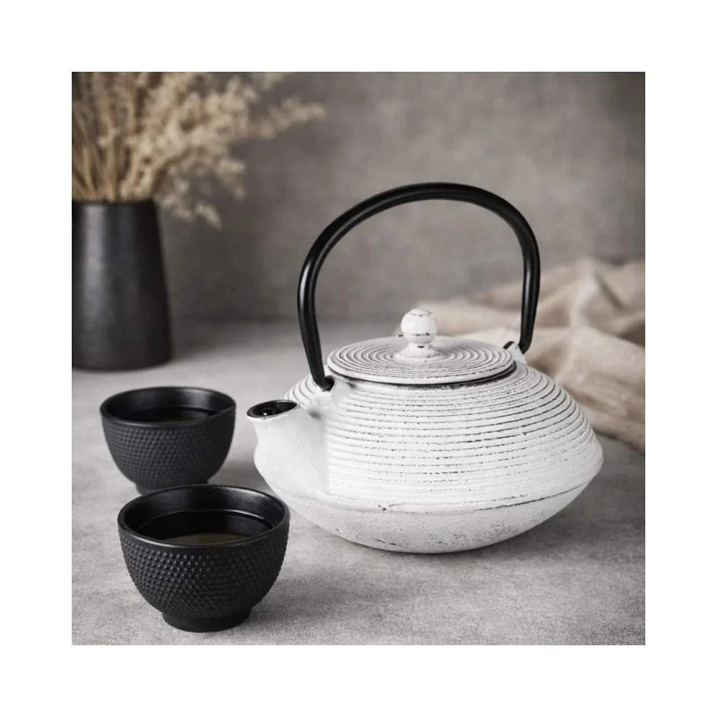 Tetera hierro fundido blanca 0,5L con filtro inox