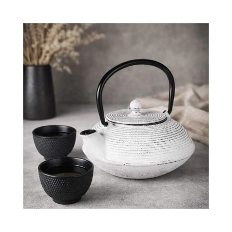 Tetera hierro fundido blanca 0,5L con filtro inox